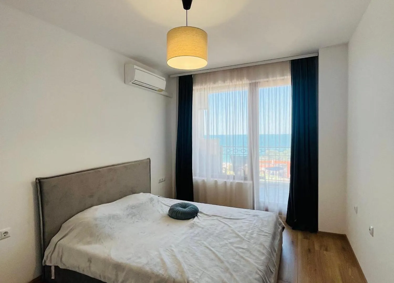 Apartment Sea View Rental Front Beach Golden Sands Bulgaria