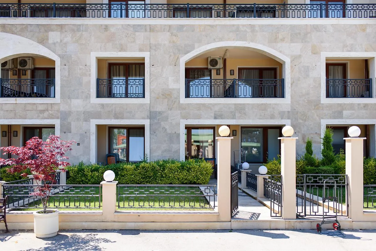 Sea View Rental Front Beach Golden Sands 0*,  Bulgaria